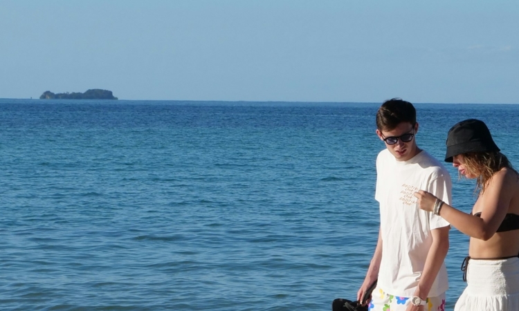 13-Day Madagascar Tour of Tsingy de Bemaraha, Baobab Alley & Nosy Be