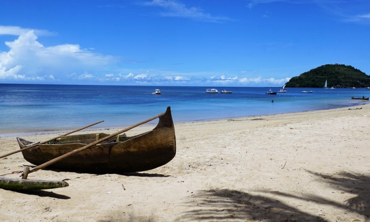 9-Day North Madagascar Tour – Lemurs, Red Tsingy & Nosy Be